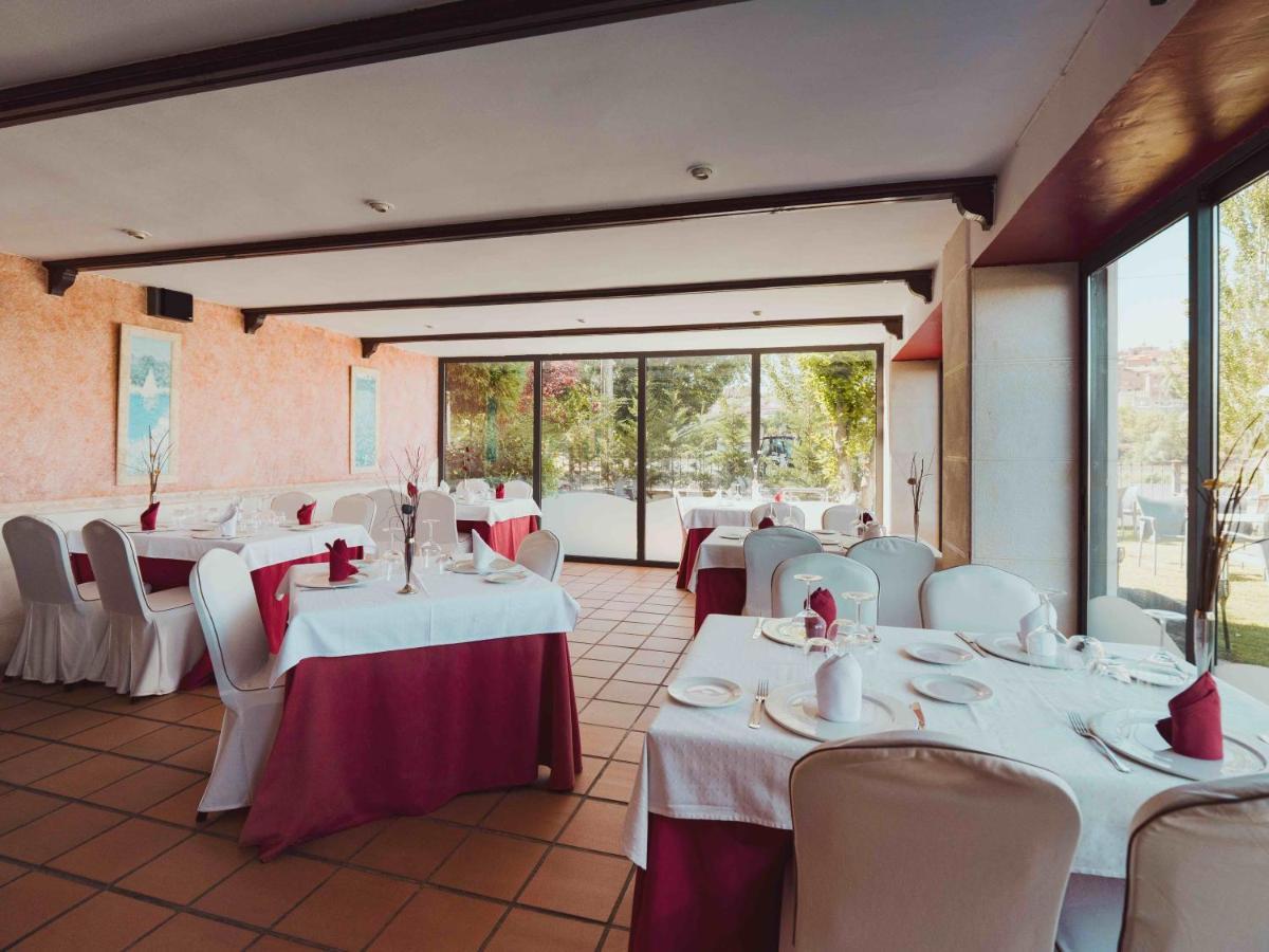 Hotel Dona Carmen Tordesilhas Exterior foto