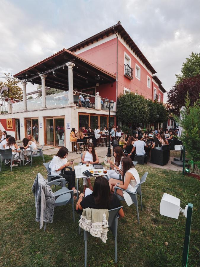 Hotel Dona Carmen Tordesilhas Exterior foto